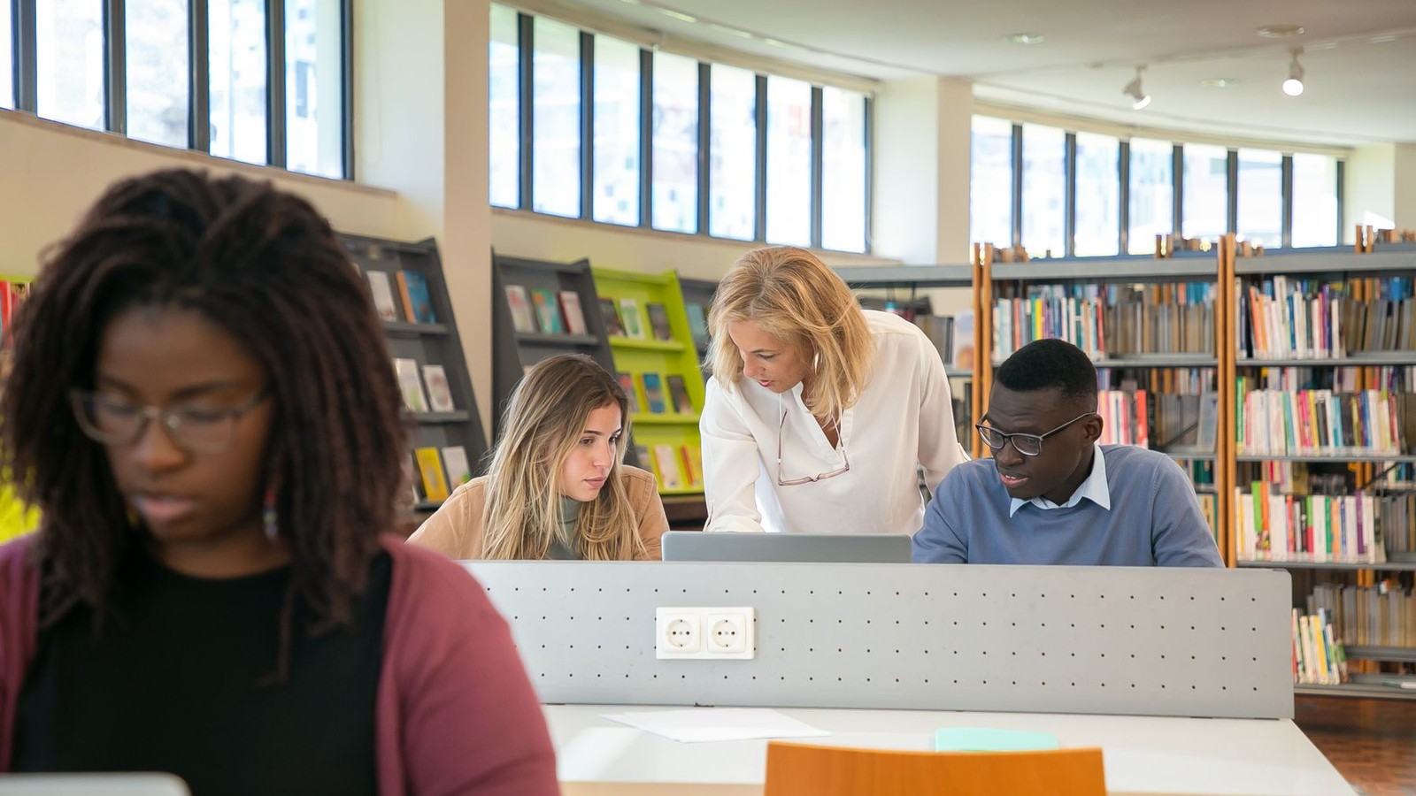 Swinburne International Scholarships 2027: Awards Worth up to 30% of Tuition Fees