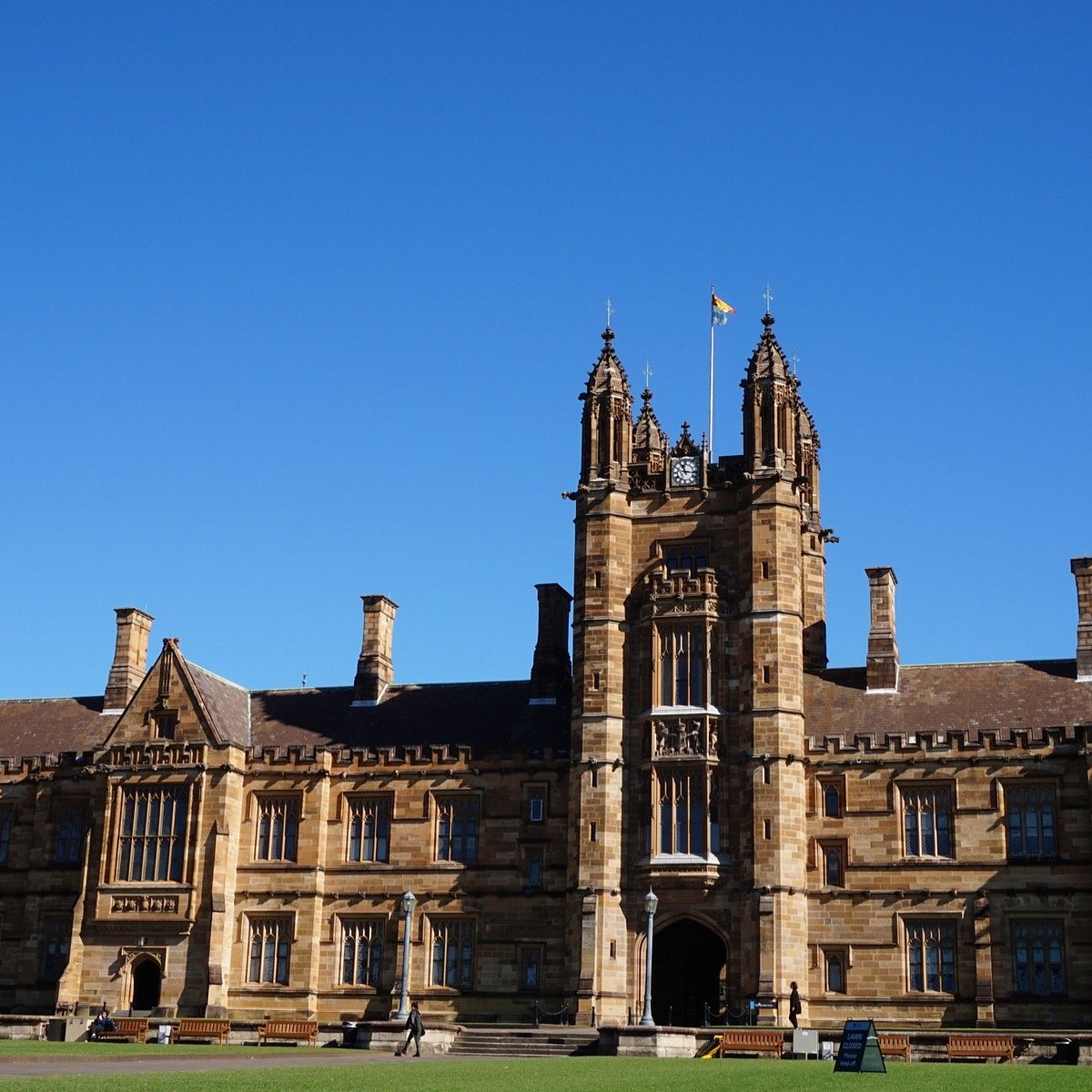 The University of Sydney Full-Tuition Scholarship: Around 20 Global Awards Each Year