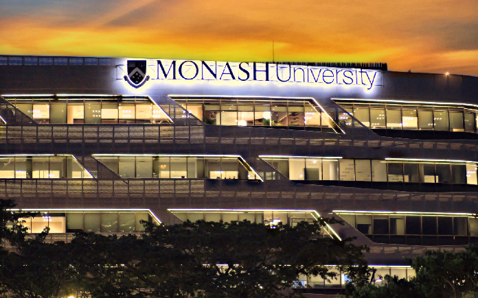 Monash University Indonesia Bachelor’s Degrees: Choosing Digital Business, Information Technology or Design for 2027